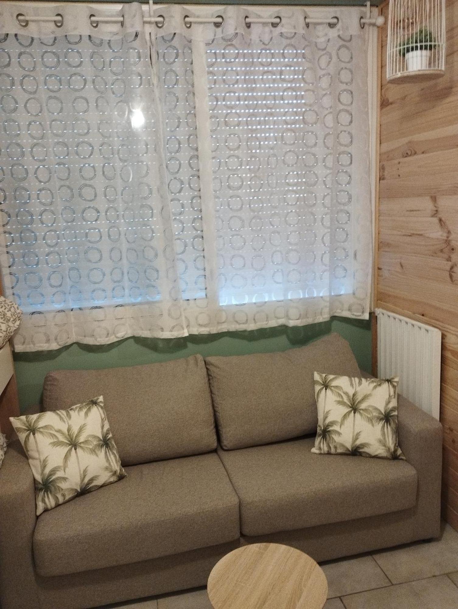 Chambrette Boulevard Des Pyrenees Hypercentre 10M Carre Wc Sur Le Palier, Porte40 Pau Kültér fotó
